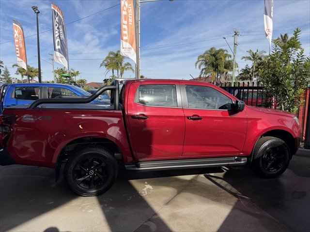 2025 Isuzu D-MAX X-RIDER
