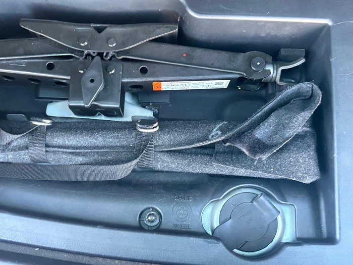 2019 Ford Everest Sport