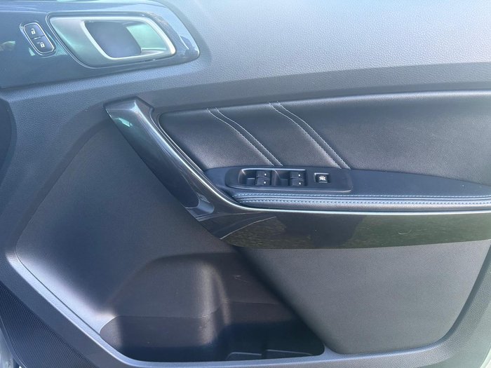 2019 Ford Everest Sport