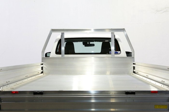 2024 Toyota Hilux SR