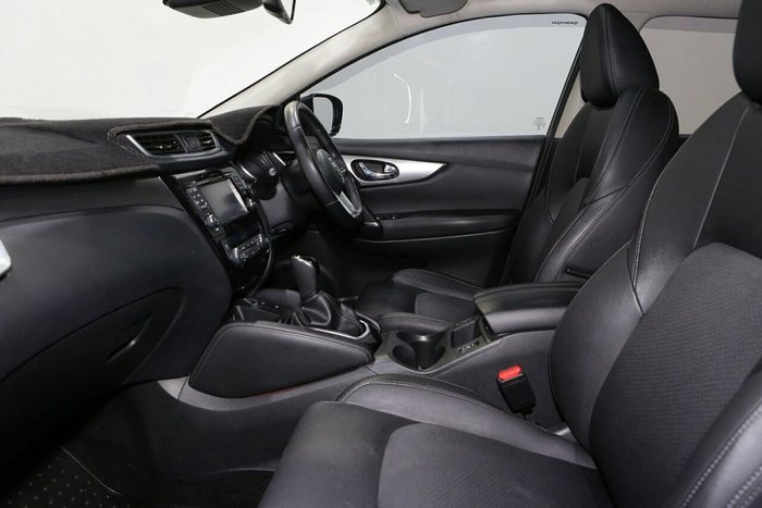 2018 Nissan QASHQAI ST