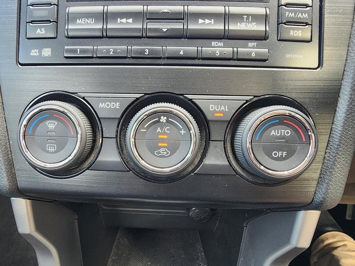 2013 Subaru Forester 2.5i