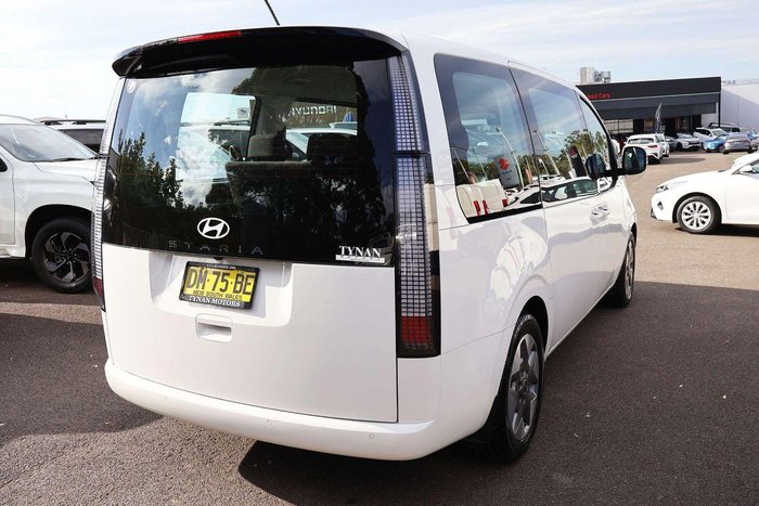 2024 Hyundai STARIA