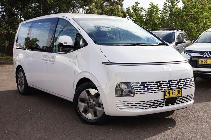 2024 Hyundai STARIA