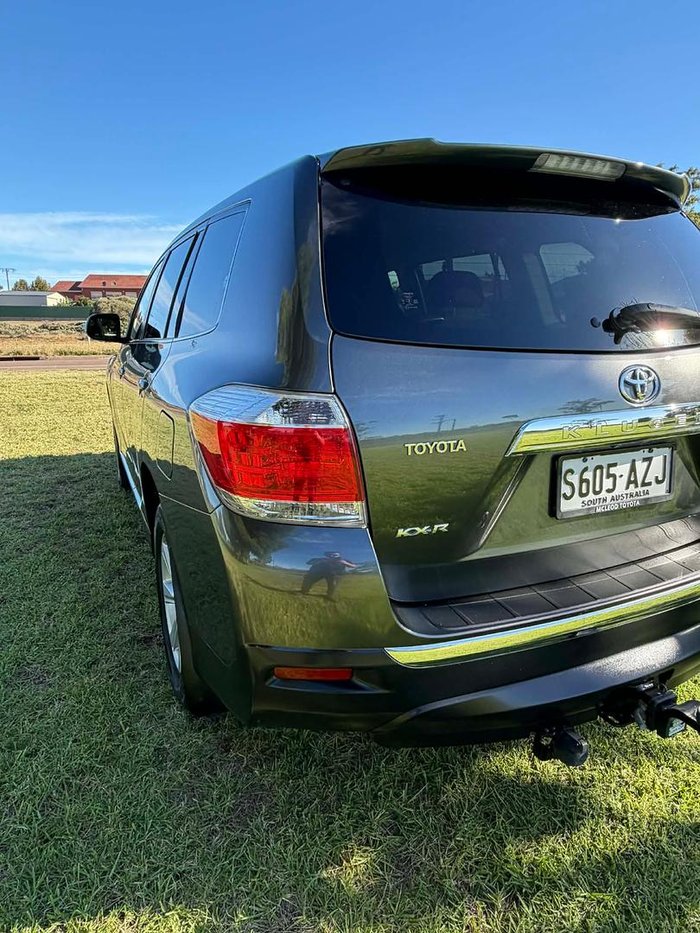 2013 Toyota Kluger KX-R