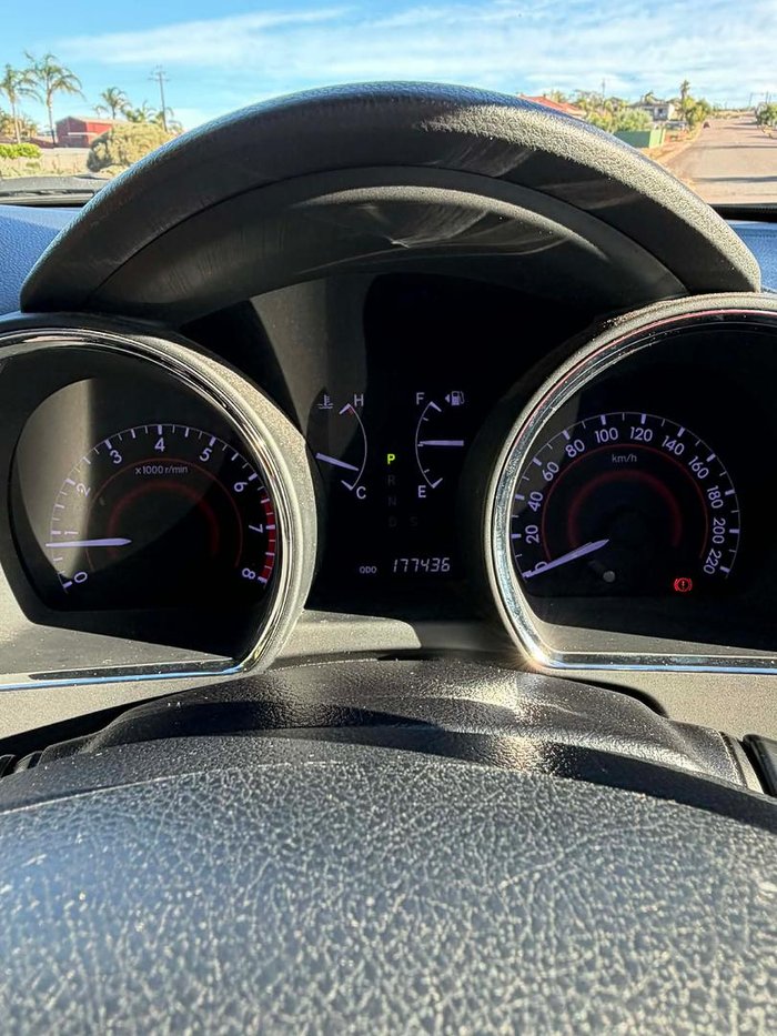 2013 Toyota Kluger KX-R