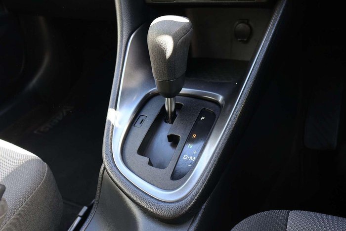 2024 Toyota Yaris Ascent Sport