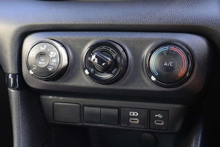 2024 Toyota Yaris Ascent Sport