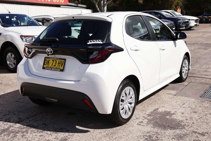 2024 Toyota Yaris Ascent Sport