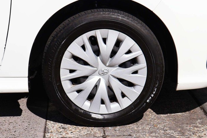 2024 Toyota Yaris Ascent Sport