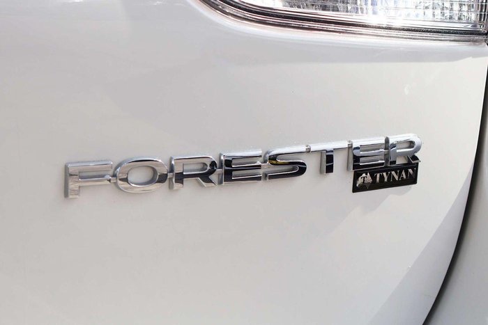 2025 Subaru Forester 2.5i