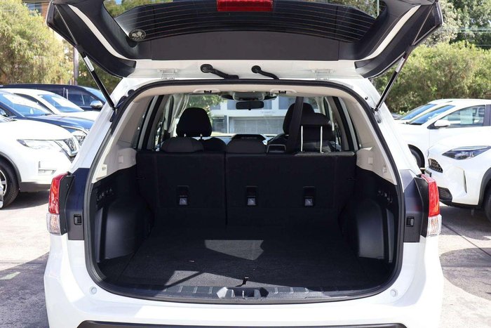 2025 Subaru Forester 2.5i