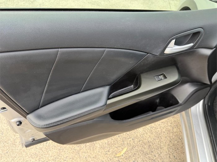 2013 HONDA CIVIC VTi-L