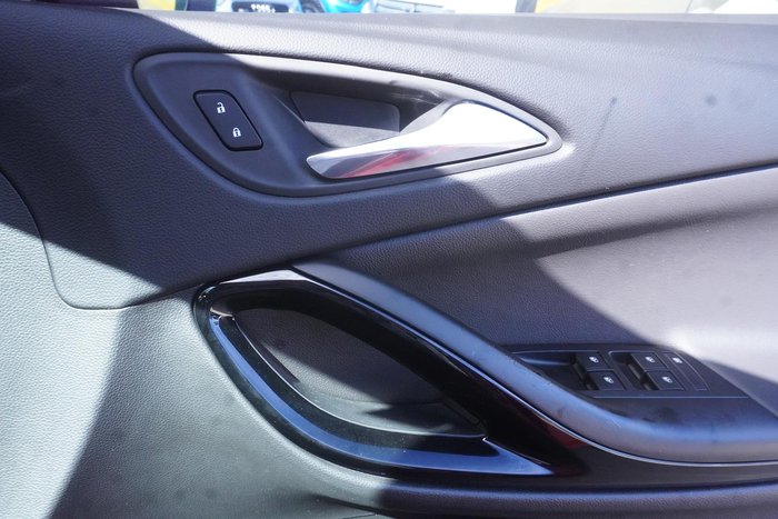 2018 Holden Astra RS-V