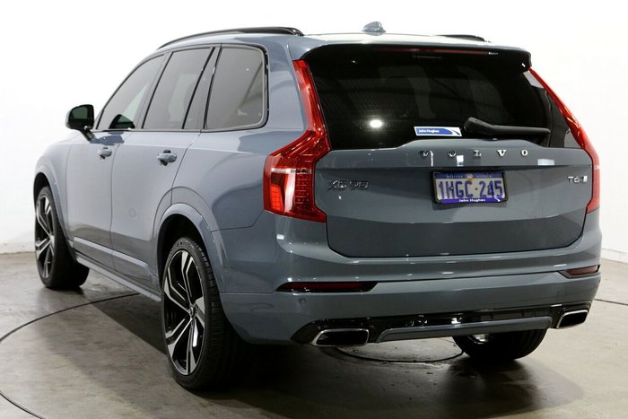 2020 Volvo XC90 T6 R-Design