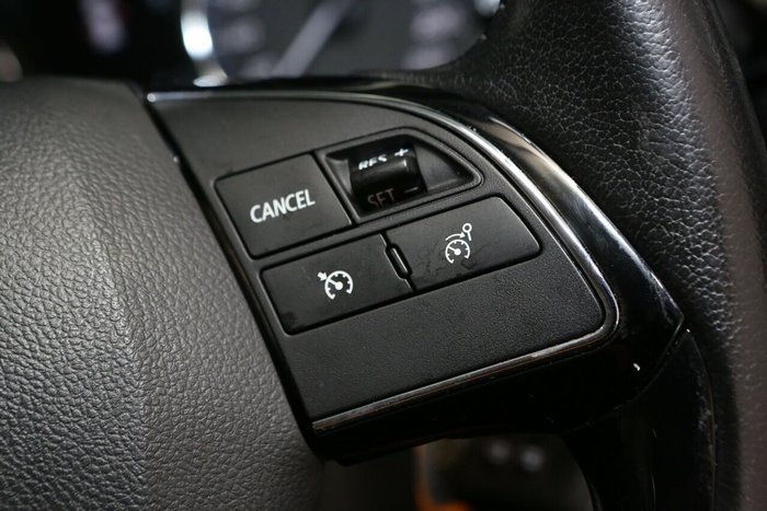 2019 Mitsubishi Outlander ES