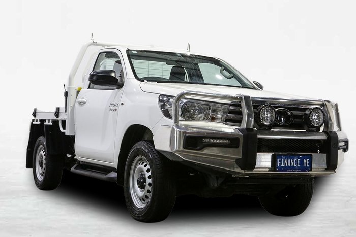 2023 Toyota Hilux SR