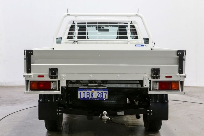 2023 Toyota Hilux SR