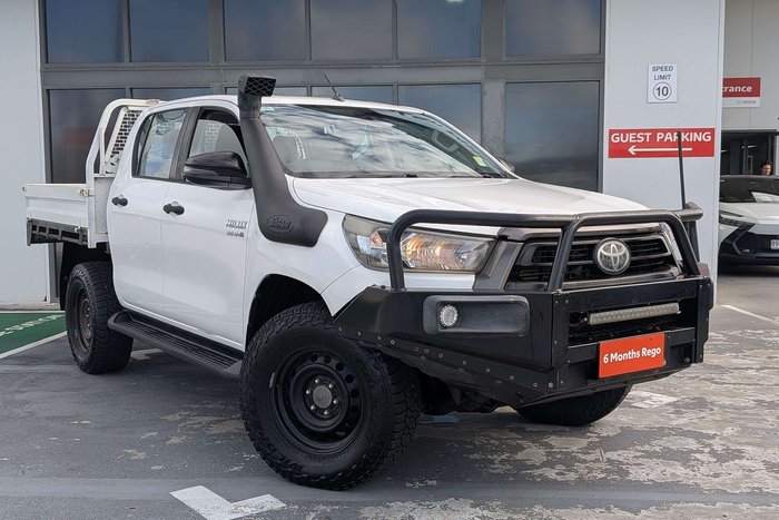 2020 Toyota Hilux SR