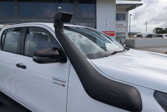2020 Toyota Hilux SR