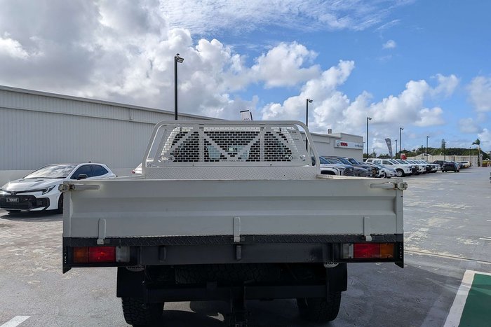 2020 Toyota Hilux SR