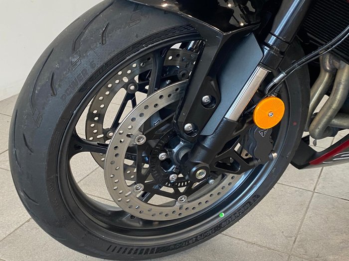 2024 Triumph Daytona 660 Daytona Red