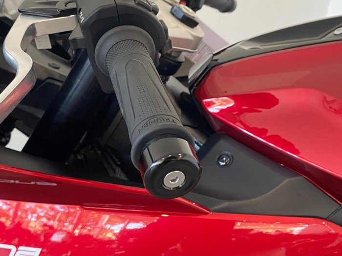 2024 Triumph Daytona 660 Daytona Red