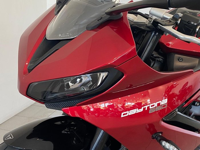 2024 Triumph Daytona 660 Daytona Red