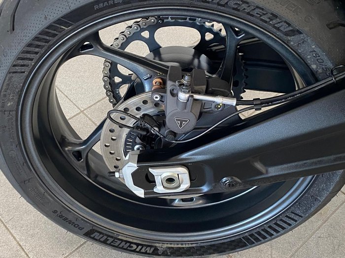 2024 Triumph Daytona 660 Daytona Red