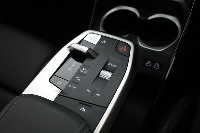 2025 BMW X1 xDrive20i M Sport