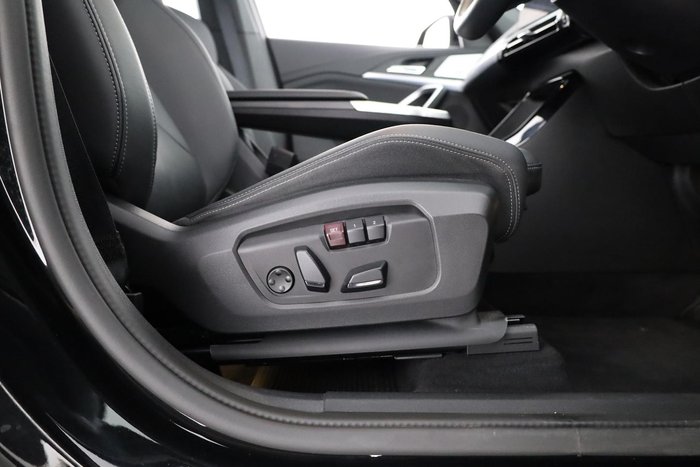 2025 BMW X1 xDrive20i M Sport