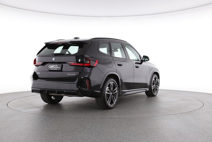 2025 BMW X1 xDrive20i M Sport
