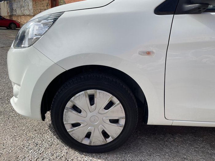 2013 Mitsubishi Mirage ES