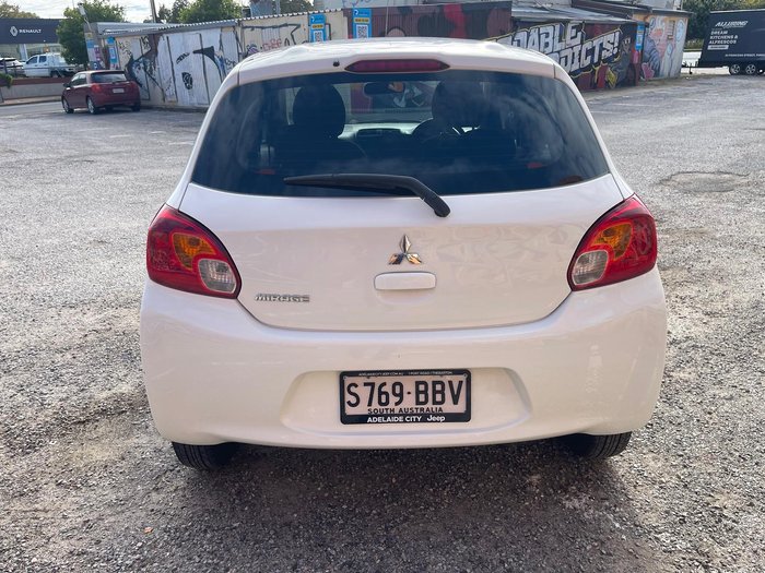 2013 Mitsubishi Mirage ES