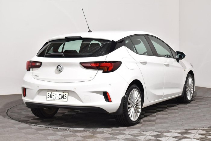 2017 Holden Astra R