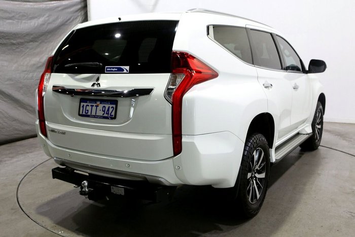 2018 Mitsubishi Pajero Sport GLS