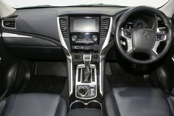 2018 Mitsubishi Pajero Sport GLS