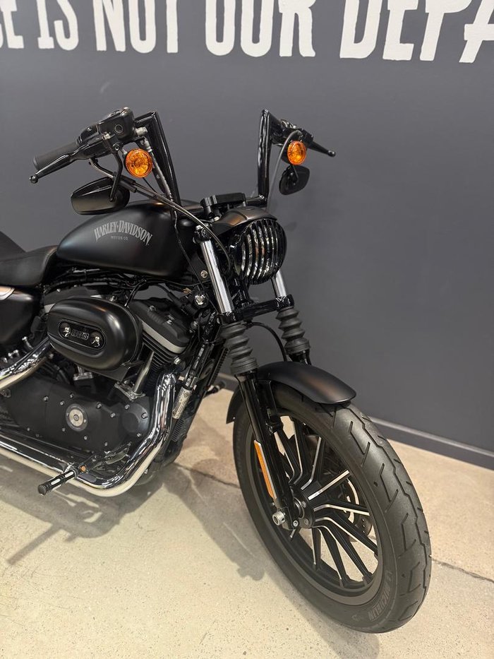2013 Harley-Davidson Iron 883 (XL883N) Sportster Black