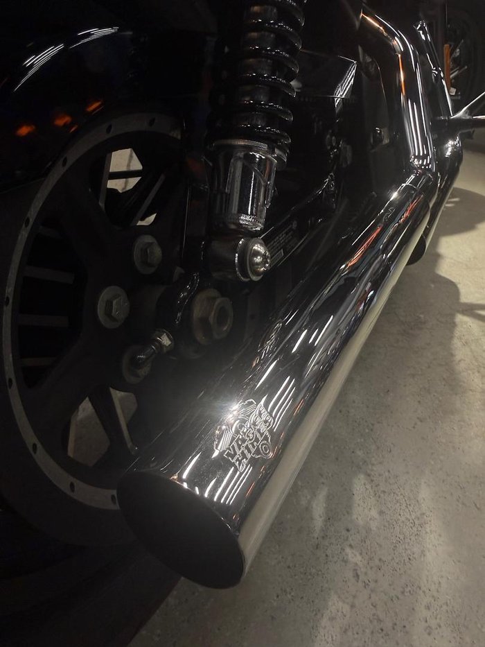 2013 Harley-Davidson Iron 883 (XL883N) Sportster Black
