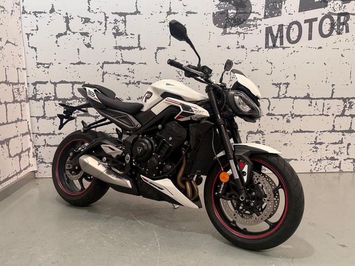 2024 Triumph Street Triple R 765 Street Triple White