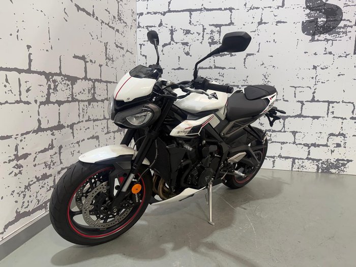 2024 Triumph Street Triple R 765 Street Triple White