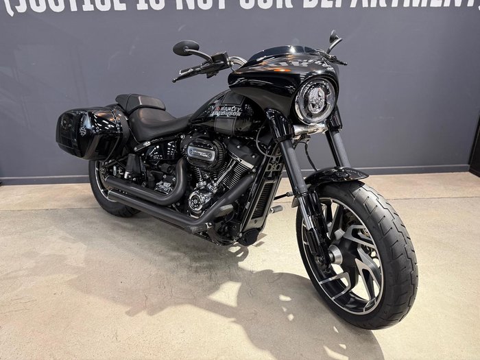 2022 Harley-Davidson Sport Glide 107 (FLSB) Softail Black