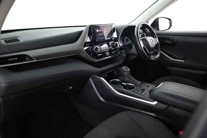 2023 Toyota Kluger GX