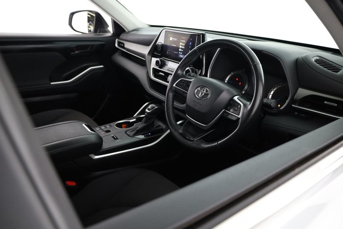 2023 Toyota Kluger GX