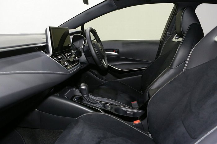 2025 Toyota Corolla ZR Hybrid