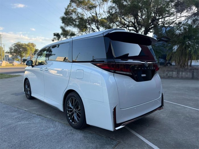 2025 Toyota Vellfire Hybrid Z Premier