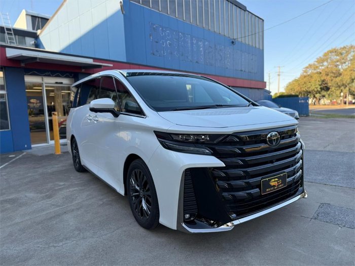 2025 Toyota Vellfire Hybrid Z Premier