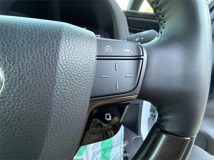 2025 Toyota Vellfire Hybrid Z Premier