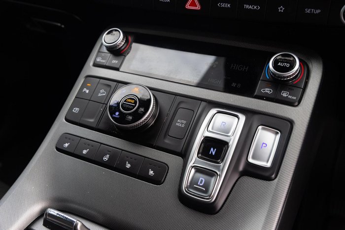 2024 Hyundai Palisade Calligraphy Black Ink