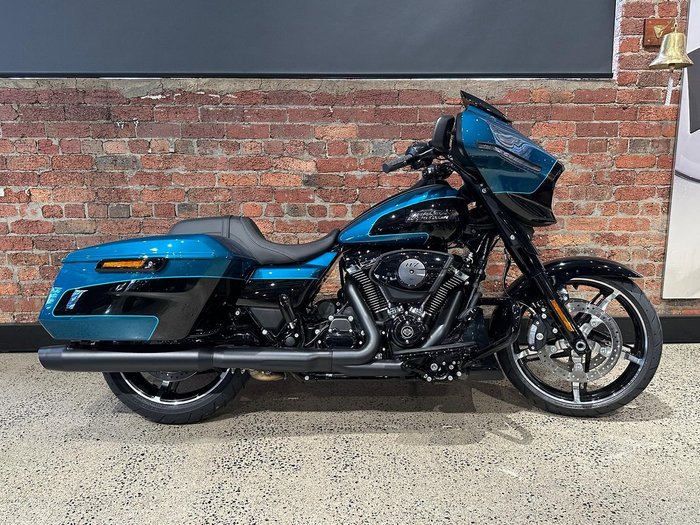Harley-Davidson Street Glide 117 (FLHX) Touring